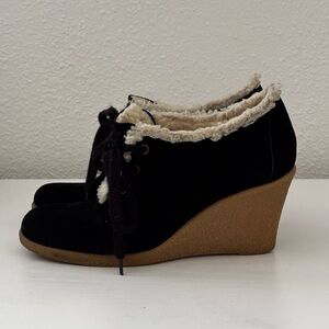 Michael Kors Women’s Dark Brown Shearling Lace-Up Sherpa Wedge Boots Sz 8M